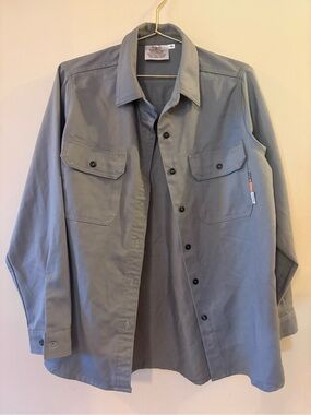 Rasco FR Gray Button-Front Work uniform Shirt Jacket, women’s Sz M.